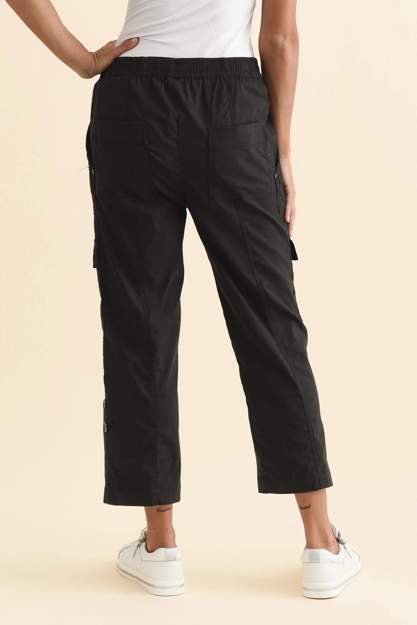 Air-Lite Black Stretch Cargo Pants - Image 4