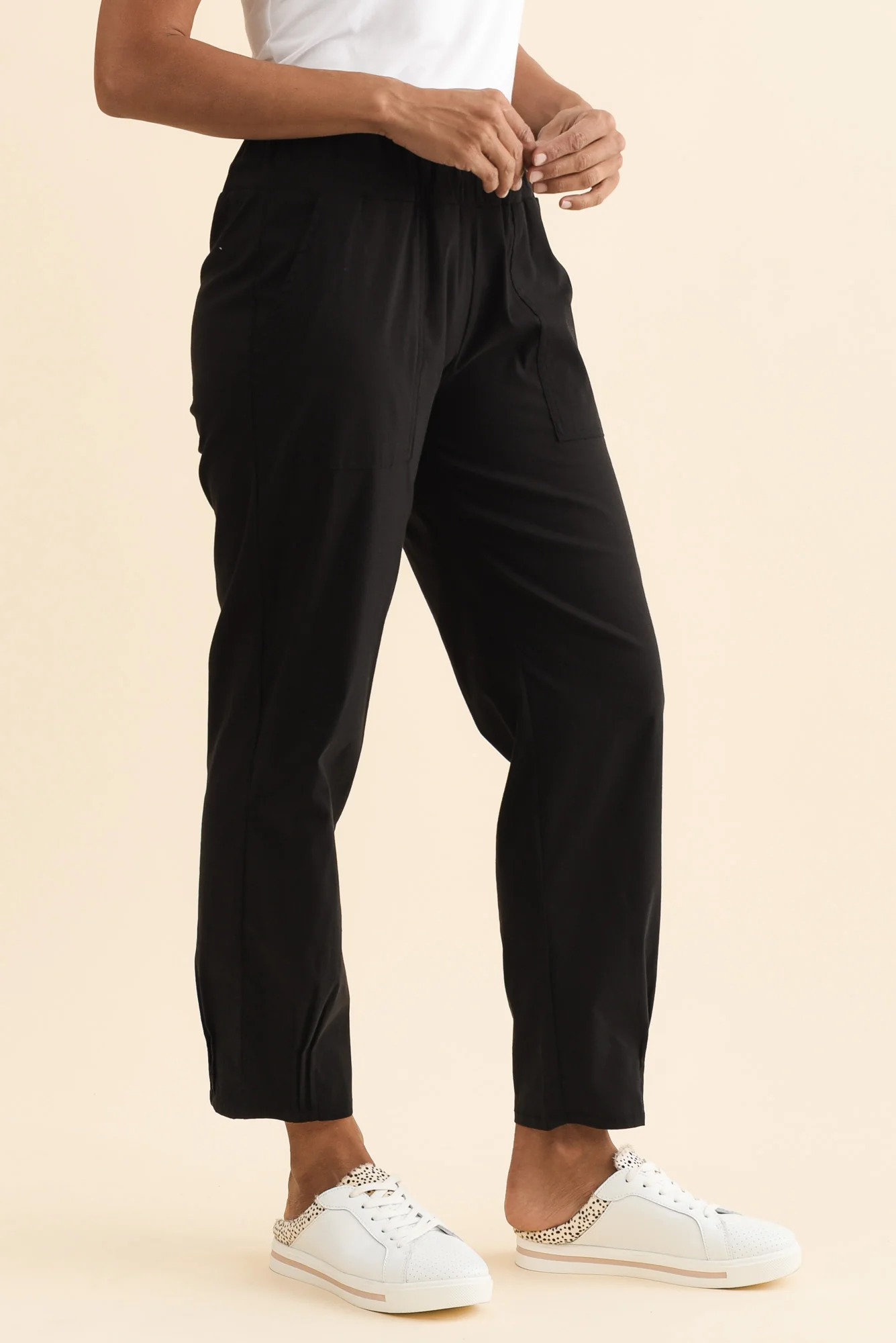Air-Lite Black Stretch Pocket Pants - Image 3