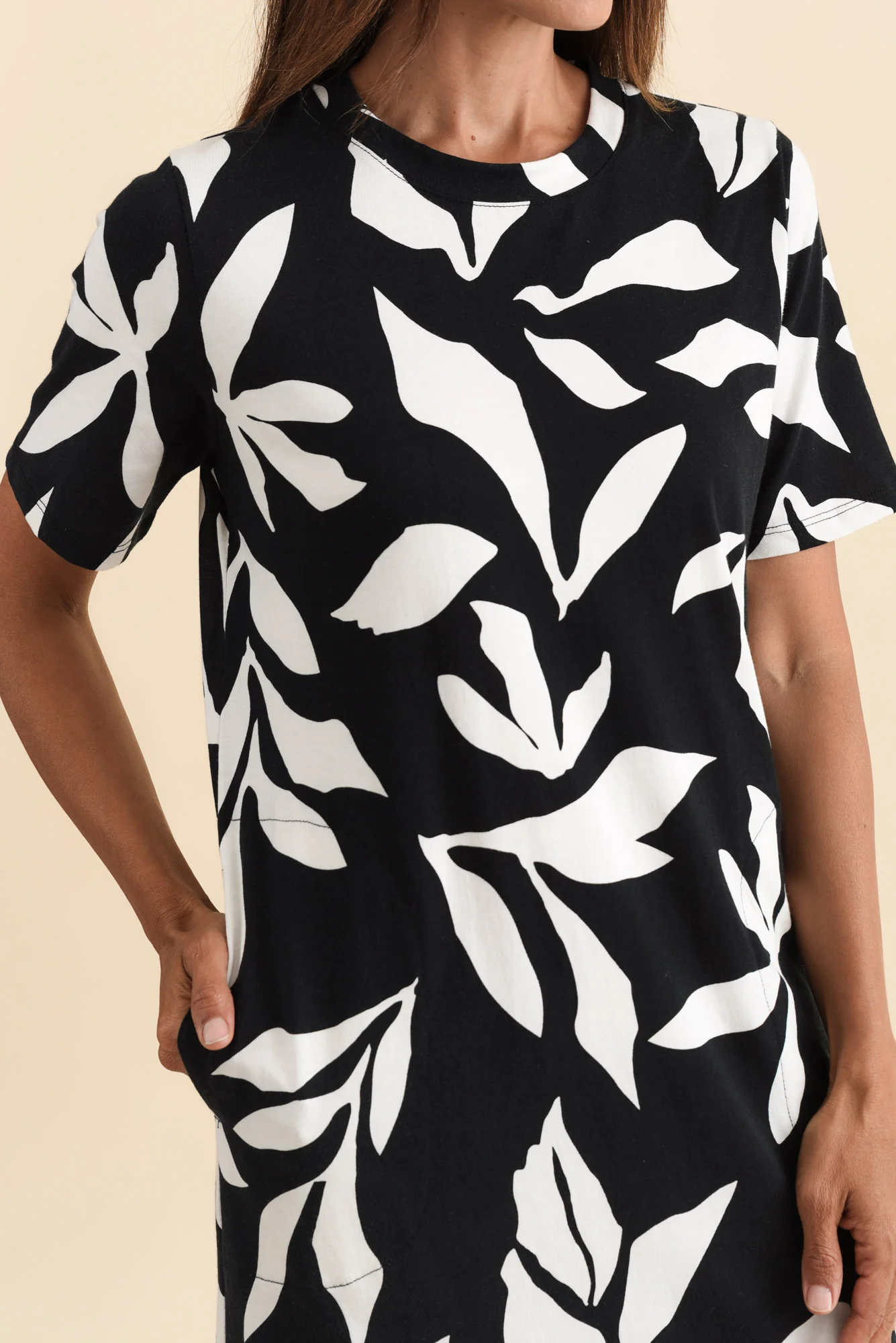 Mimosa Black Leaf Cotton Tee Dress - Image 6