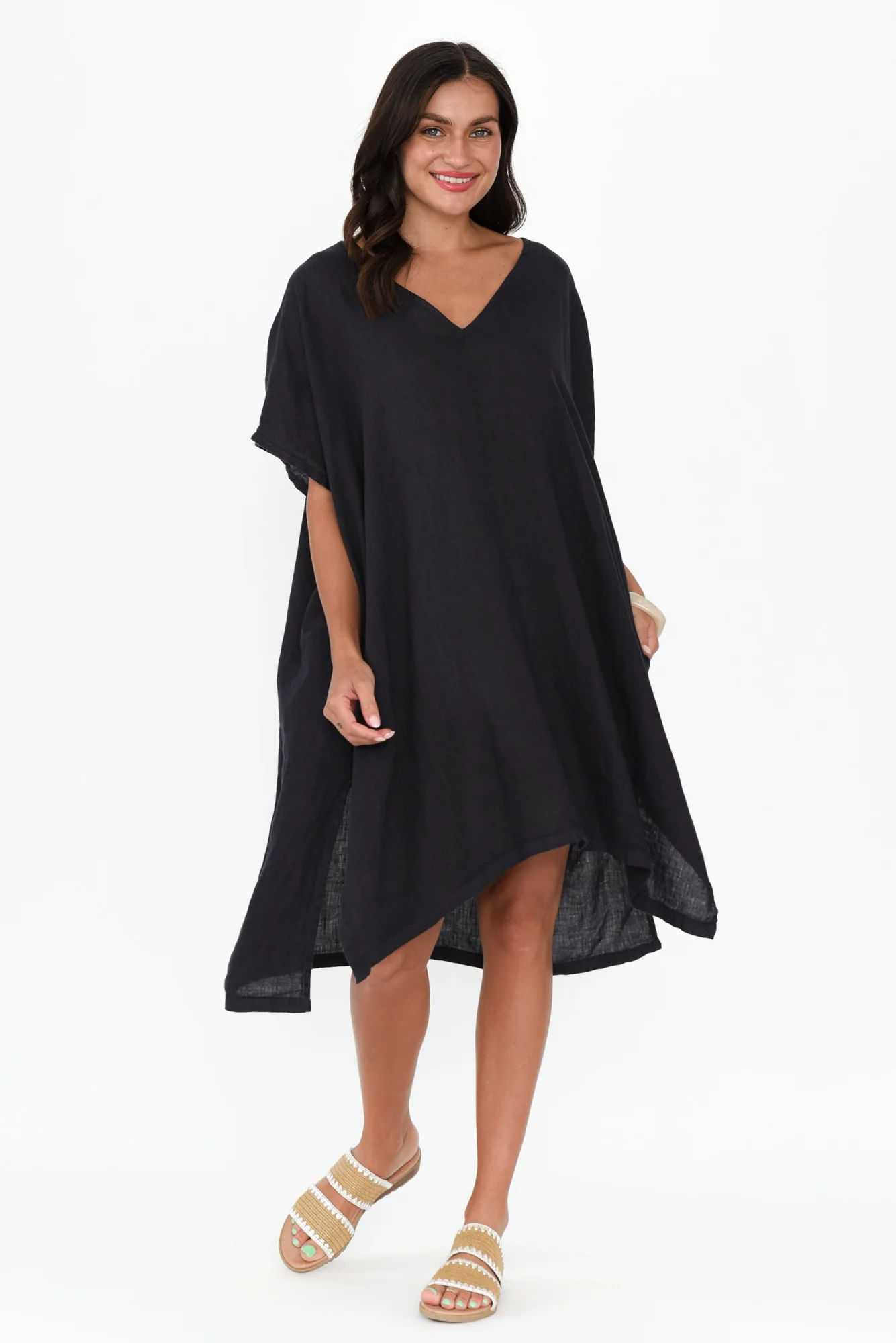 Oraya Navy Linen Kaftan