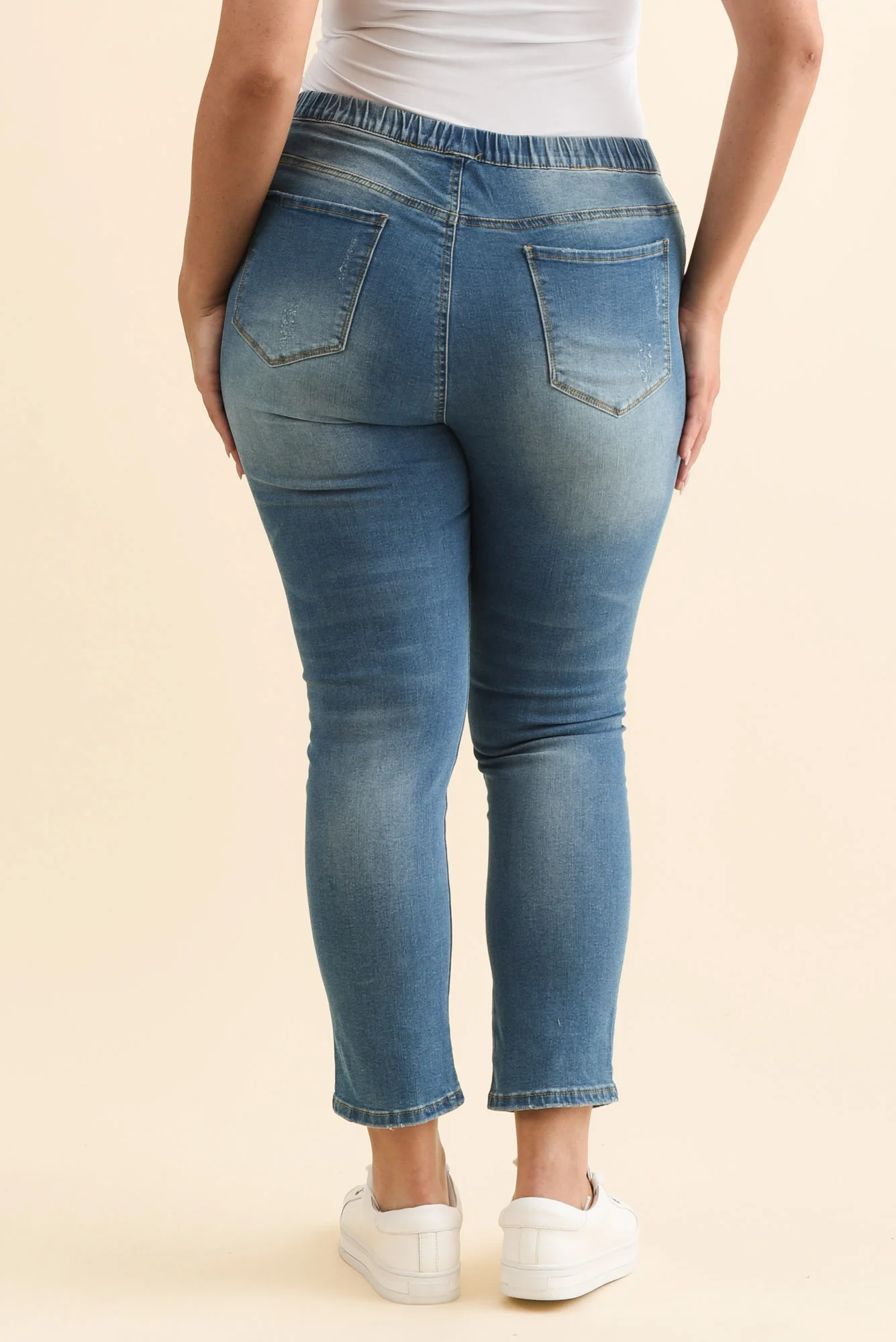 Zadie Distressed Blue Stretch Jeans - Image 11